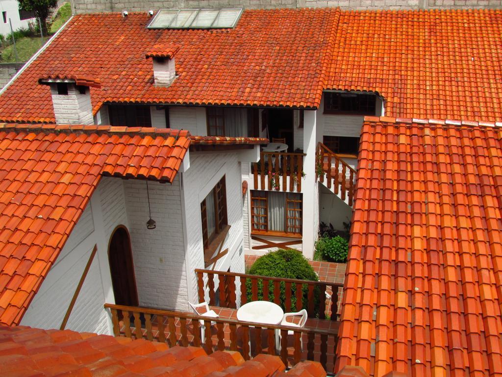 Apartamentos Los Quipus Quito Esterno foto
